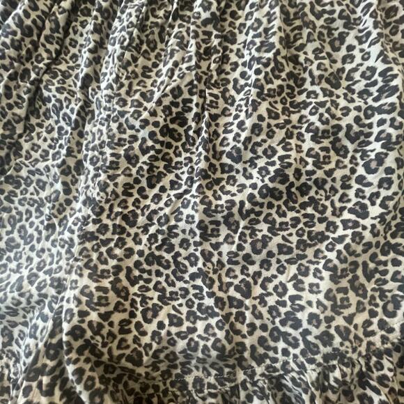 Abercrombie & Fitch Leopard Print Lounge Shorts - Size M Ruffled Hem - Picture 3 of 6